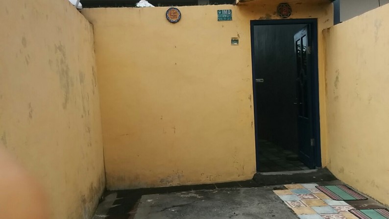 House At Munggu For Sale