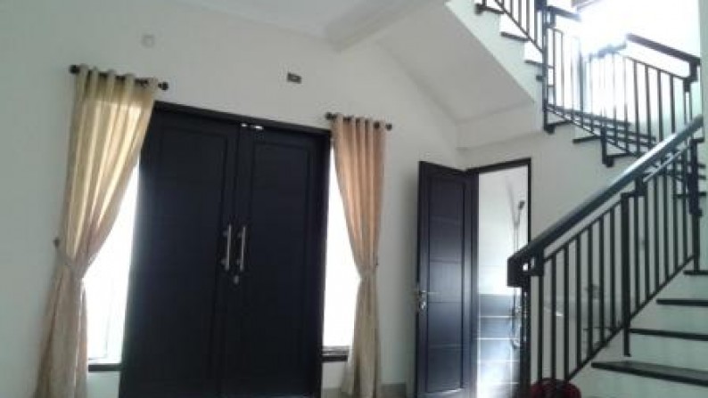 Rumah Cantik Minimalis, 126m  dalam cluster