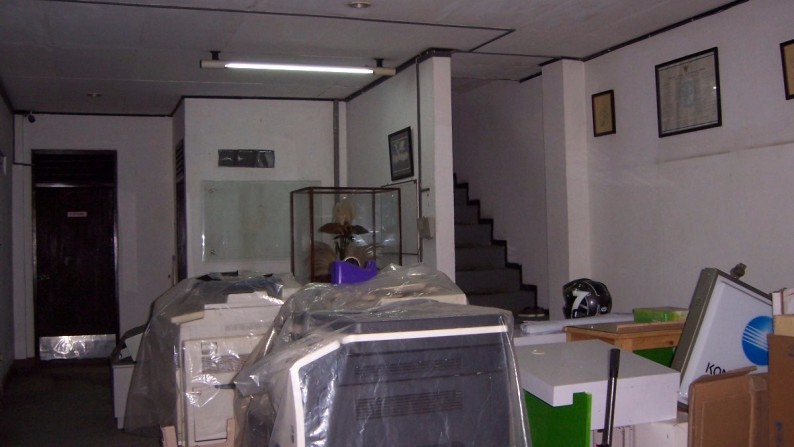 Dijual Rumah Kantor 4 Lantai