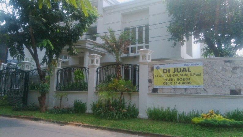 Dijual Rumah Mewah Siap Huni di Pondok Indah