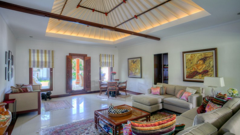 Freehold Modern Balinese Villa 3 Bedrooms in Sanur