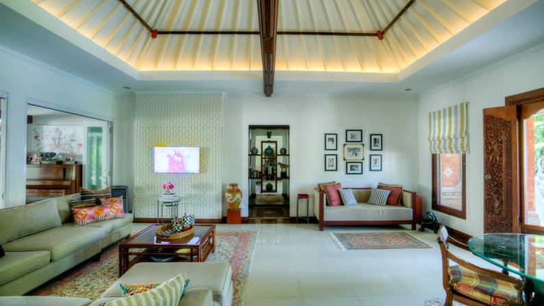 Freehold Modern Balinese Villa 3 Bedrooms in Sanur