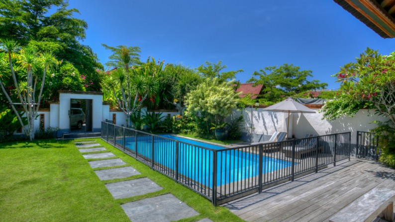 Freehold Modern Balinese Villa 3 Bedrooms in Sanur