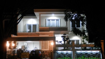 Rumah di  Green Park Bouleard, Jatiwarna