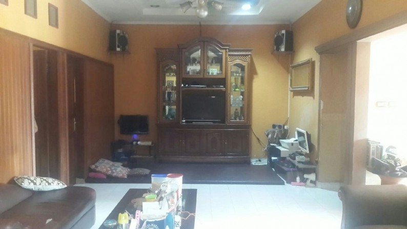 Rumah Furnished ,strategis di Rempoa Tangerang