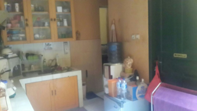 Rumah Furnished ,strategis di Rempoa Tangerang