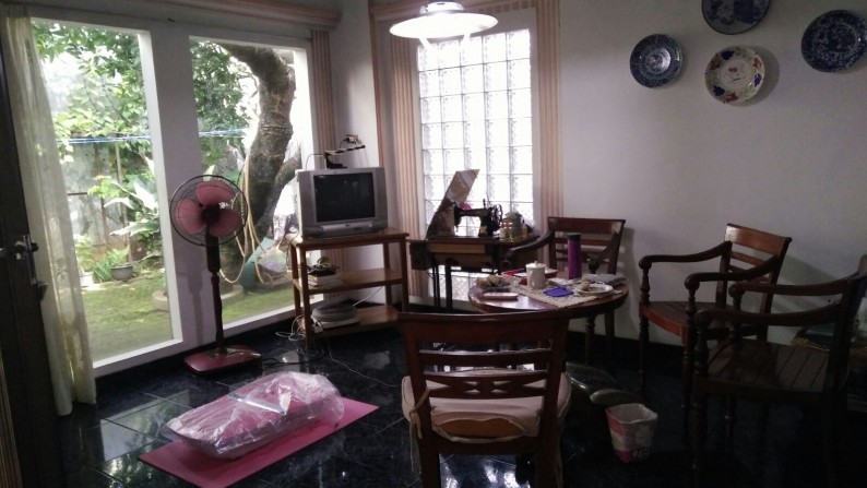 Rumah Furnished di Rempoa Tangerang