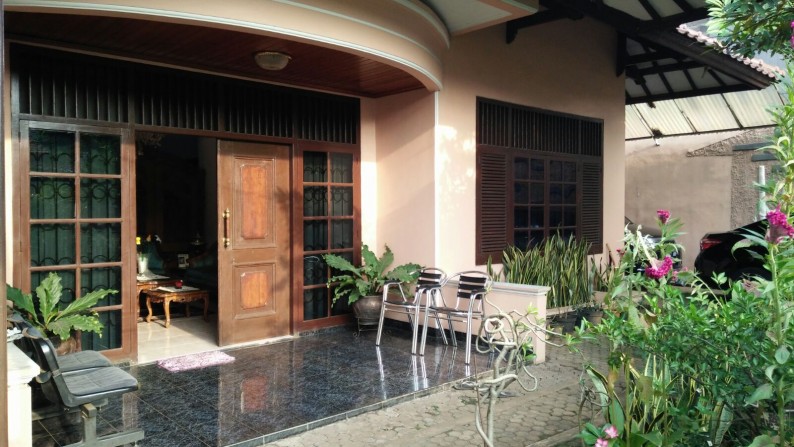 Rumah Furnished di Rempoa Tangerang