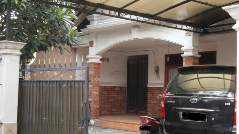 Rumah Standard Di Utan Kayu Jakarta Timur