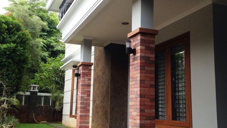 Rumah Nyaman dan Mewah di Kawasan Elite Pondok Indah, Jakarta Selatan