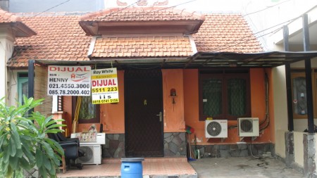 Dijual Rumah Taman Ubud Permai - Lippo Karawaci