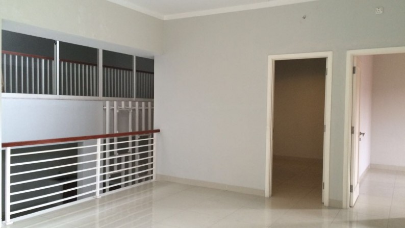 Rumah Nyaman dan Siap huni di Kawasan Cluster Kebayoran Residences, Bintaro