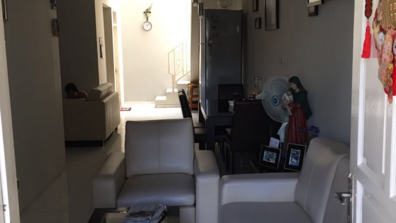 Dijual Rumah Bagus di Green Garden, Jakarta Barat