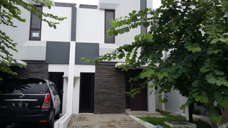 Dijual Rumah Bagus di Casa Jardin, Daan Mogot, Jakarta Barat