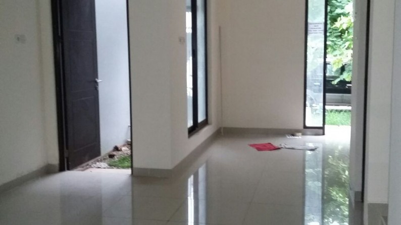 Dijual Rumah Bagus di Casa Jardin, Daan Mogot, Jakarta Barat