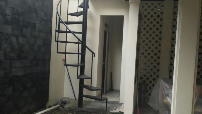 Rumah Minimalis,strategis di Sektor 3a Bintaro Jaya