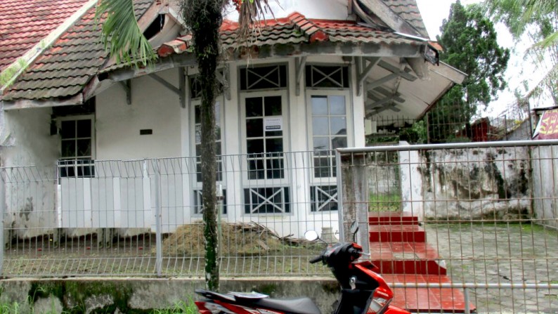 RUMAH DIJUAL DI PERUMAH GRIYA PERWITA WISATA, JALAN KALIURANG KM 13,5 , SLEMAN