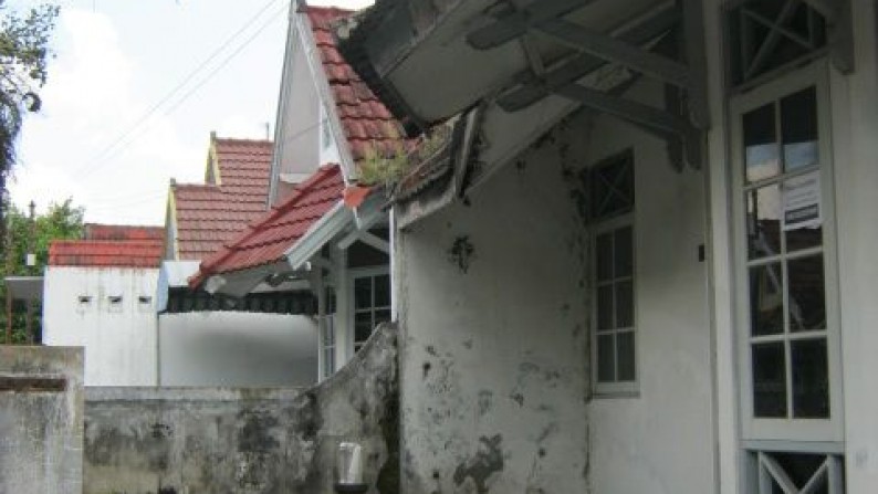 RUMAH DIJUAL DI PERUMAH GRIYA PERWITA WISATA, JALAN KALIURANG KM 13,5 , SLEMAN