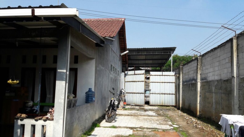 Rumah Pinggir Jalan Jombang Tangerang Selatan