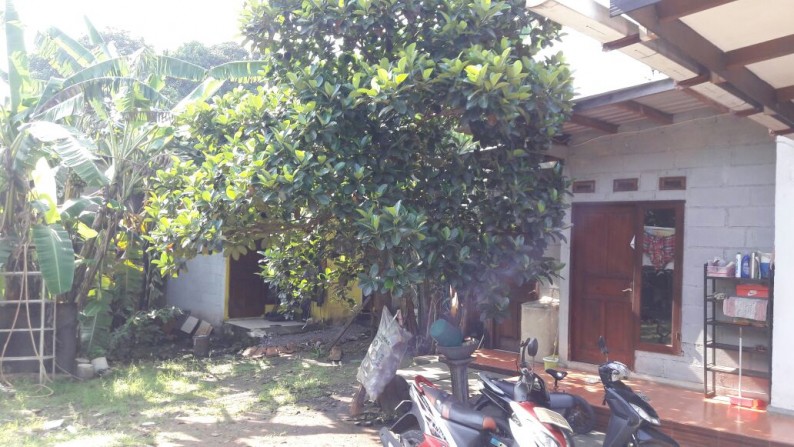 Rumah Pinggir Jalan Jombang Tangerang Selatan