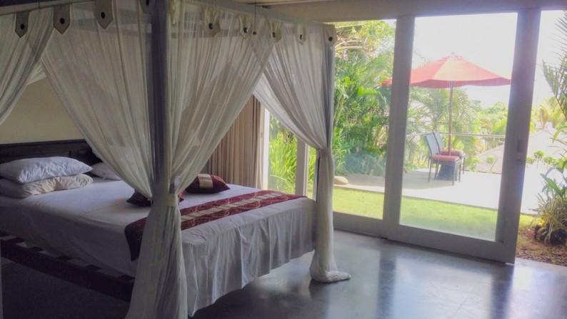 Freehold Sea View Villa 4 Beds in Uluwatu