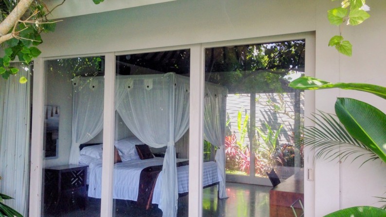 Freehold Sea View Villa 4 Beds in Uluwatu