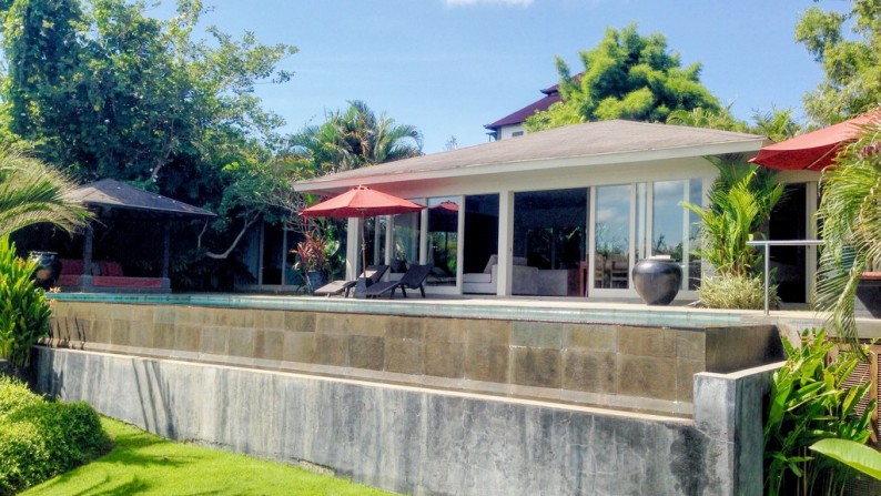 Freehold Sea View Villa 4 Beds in Uluwatu