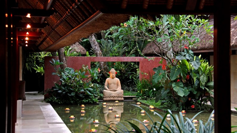 Rice Field View Villa Situated Near The Town of Ubud