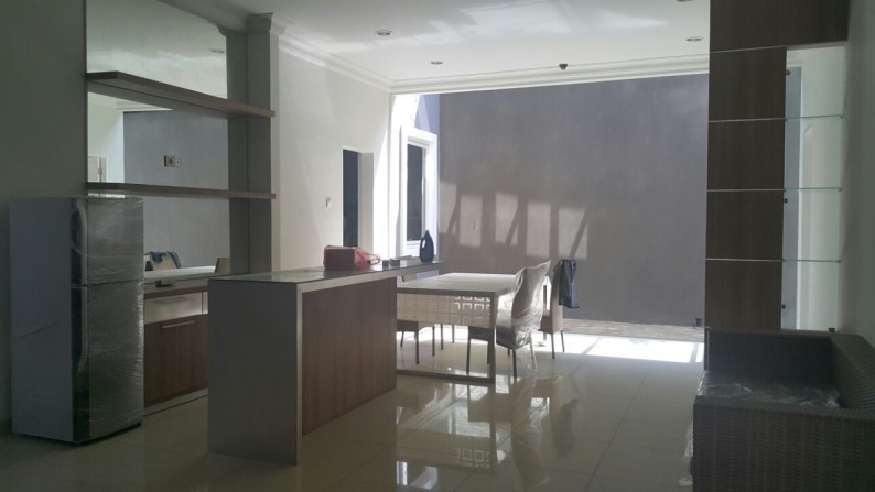 Disewakan Rumah Cluster Alexandrite - Gading Serpong