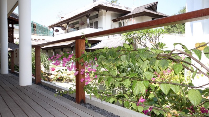 Freehold Modern 2 Beds Villa in Seminyak, Close to Beach