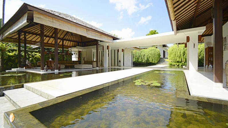 Freehold Beautiful Villa in Pererenan, Canggu