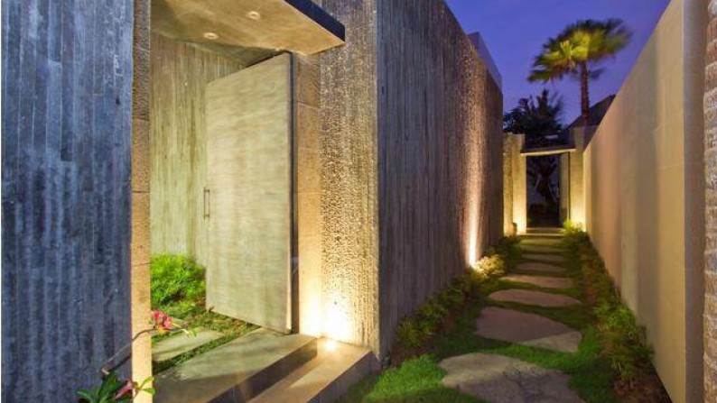 Beautiful Complex Villa in Echo Beach Canggu Close to Beach