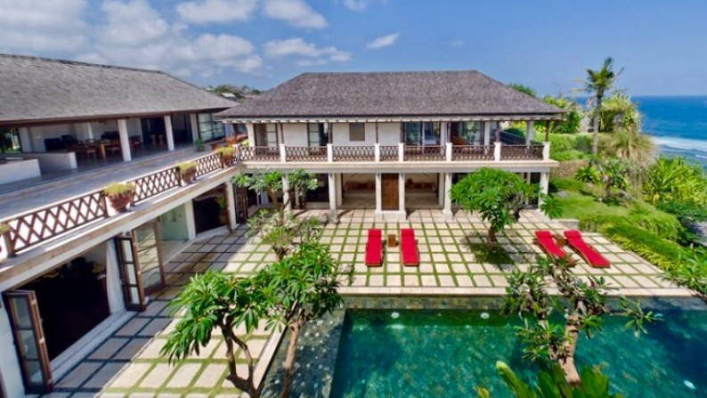 Freehold Cliff Beachfront Villa 4 Bedrooms With Spectacular Sea View Nusa Dua