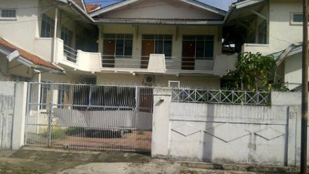 Disewakan rumah kost di Green Garden