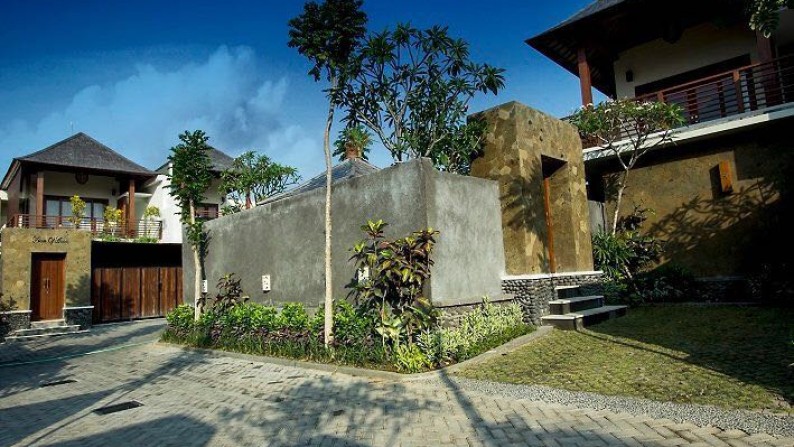 Villa at Villa Compound Batubolong Canggu