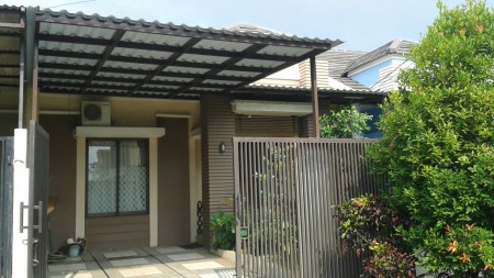 DIJUAL RUMAH CANTIK DI GRIYA SUTERA