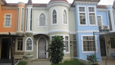 Disewakan Rumah Taman Britania - Lippo Karawaci