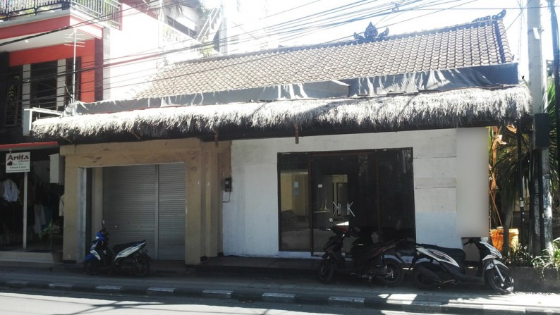 Shop At Main Legian Road For Rent