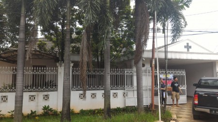 Rumah 1 lantai, asri