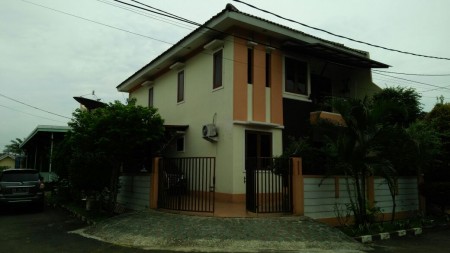 Rumah Bagus di Regency Melati Mas