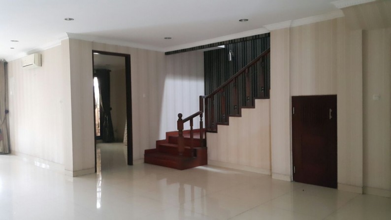 Dijual Rumah Taman Pattaya - Lippo Karawaci