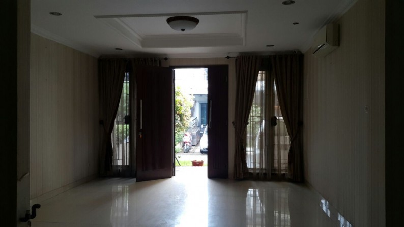 Dijual Rumah Taman Pattaya - Lippo Karawaci