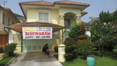 Disewakan Rumah Taman Beverly Golf - Lippo Karawaci