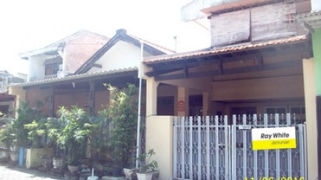 Rumah di Klampis Sacharosa, 2 Lantai, SIAP HUNI