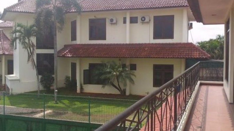 Rumah Villa di Pamulang