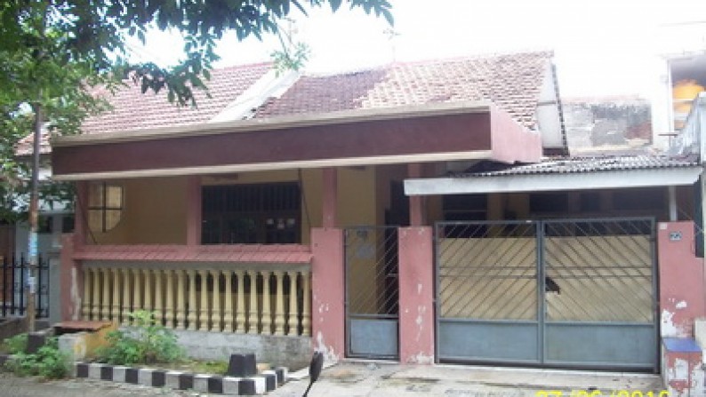 Rumah di Rungkut Barata, Terawat + SIAP HUNI - D/Y -