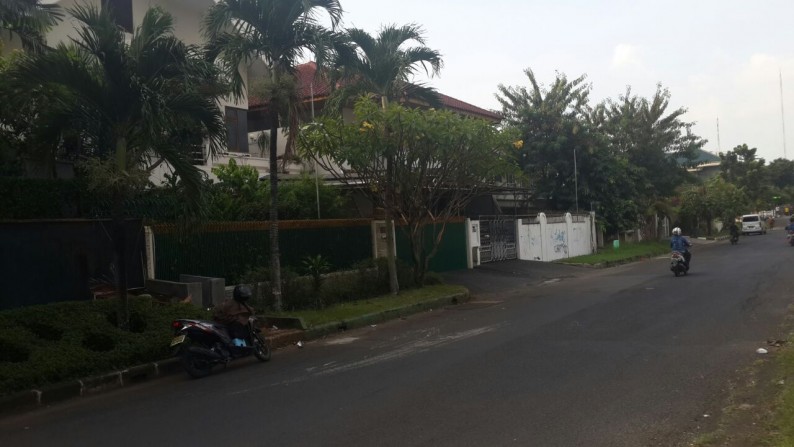 Johanes Sutandi - RWCG - INTERCON - KEBON JERUK- rumah siap huni di boulevard