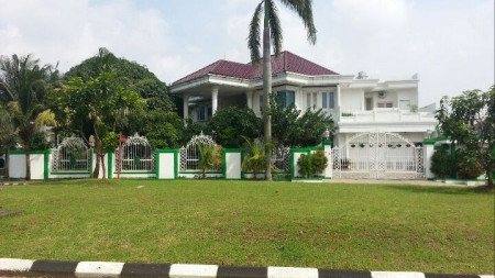 Rumah di Cinere, Luas tanag 1114 meter