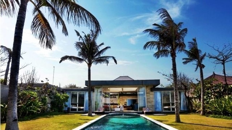 Beach Villa 14 Bedrooms in Sanur