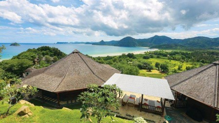 Villa Built On Small Hill With Ocean View At Lombok Area